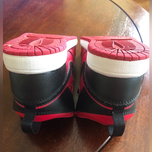 NIKE JORDAN 1 MID KIDS SHOES - Picture 15 of 15